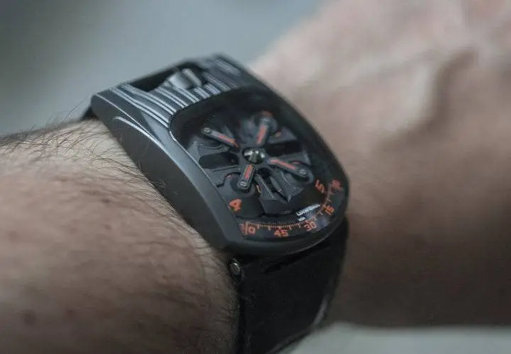 Urwerk 103T Mexican Fireleg, photo 1