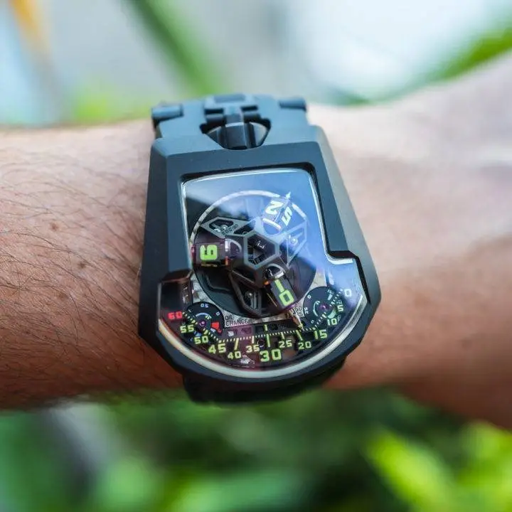 Urwerk 203, photo 1
