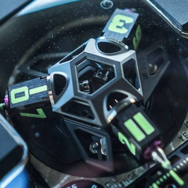 Urwerk 203, photo 2