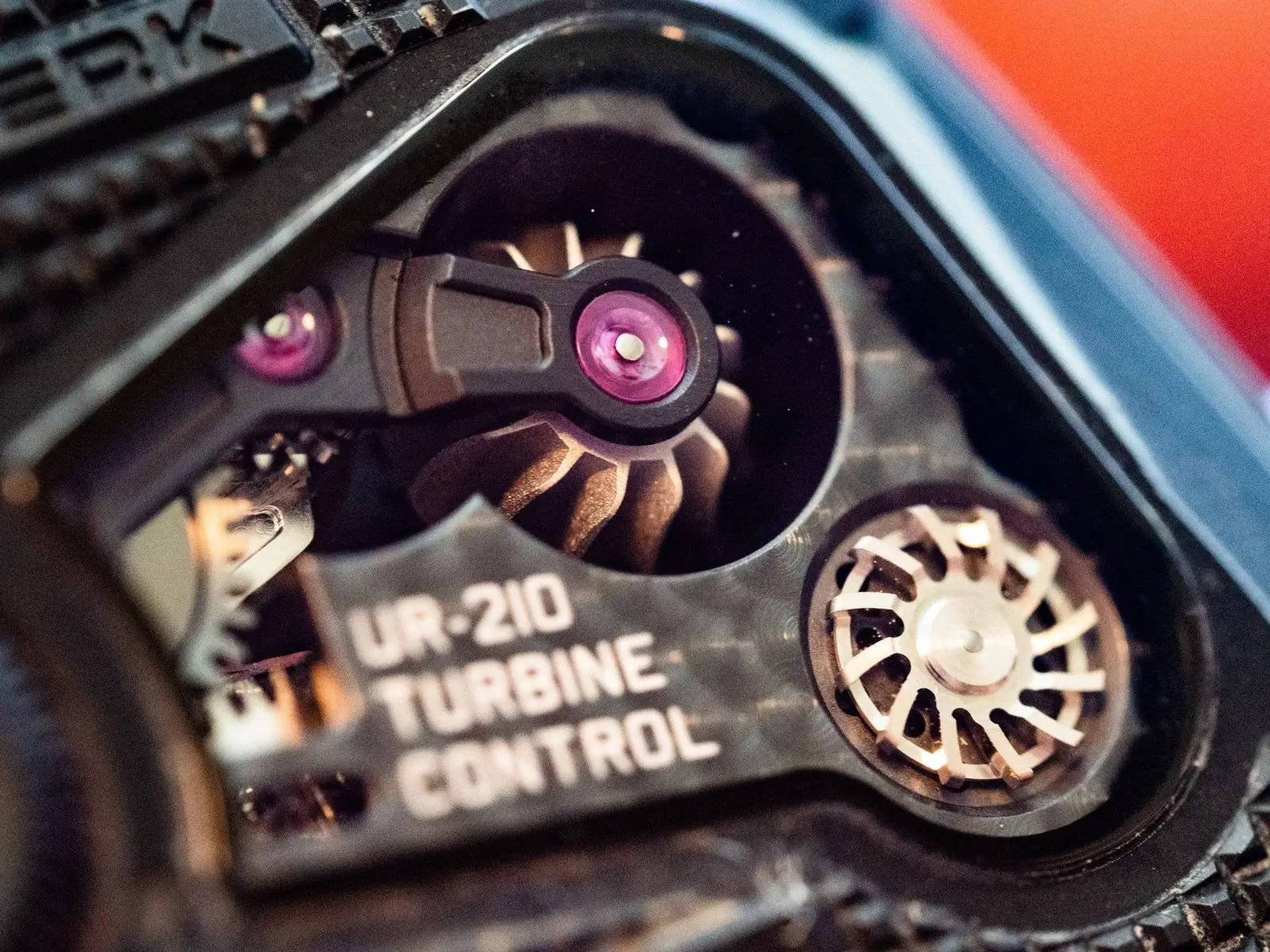 Urwerk 210 Royal Hawk, photo 3