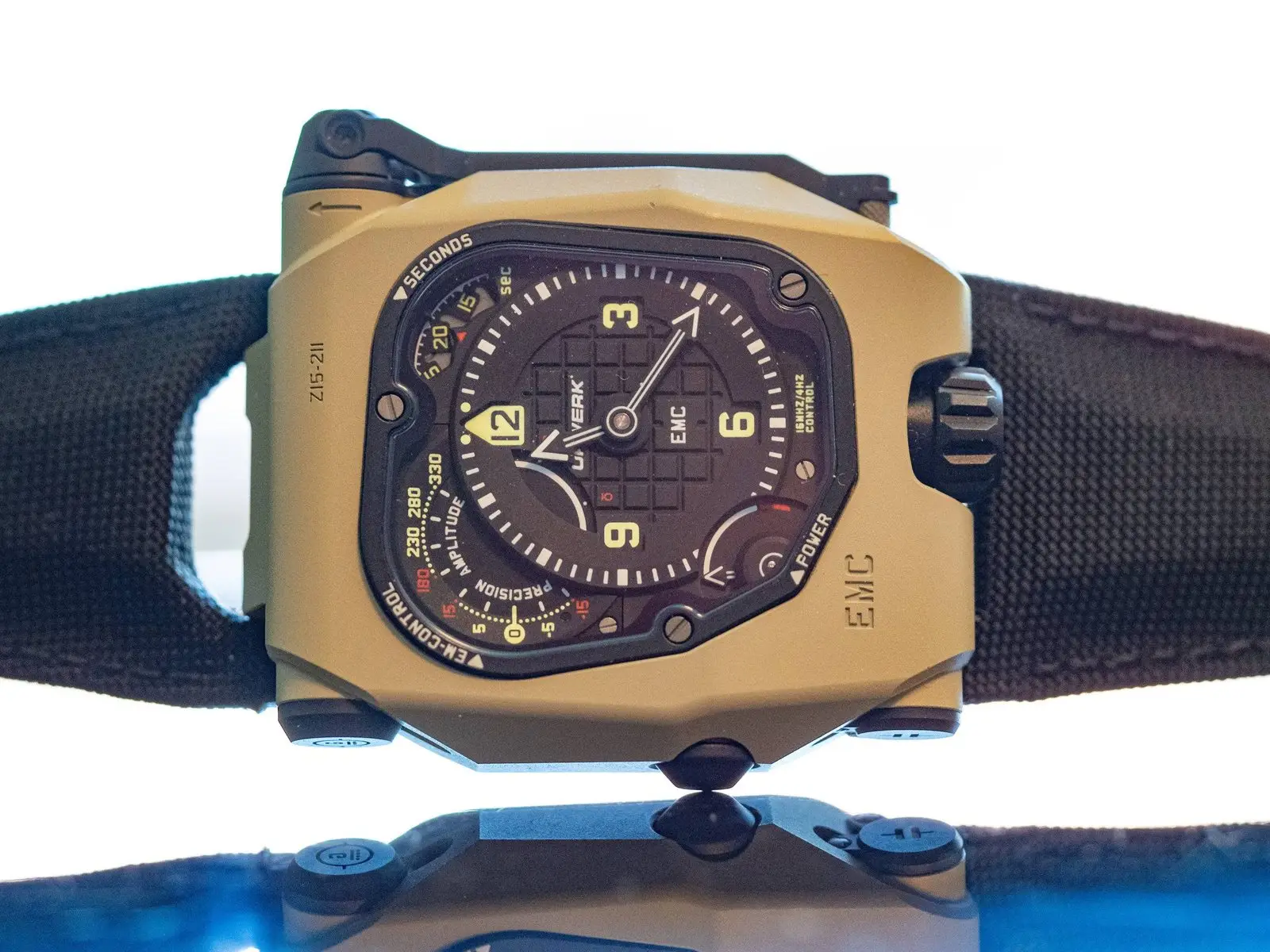 Urwerk EMC Time Hunter, photo 1