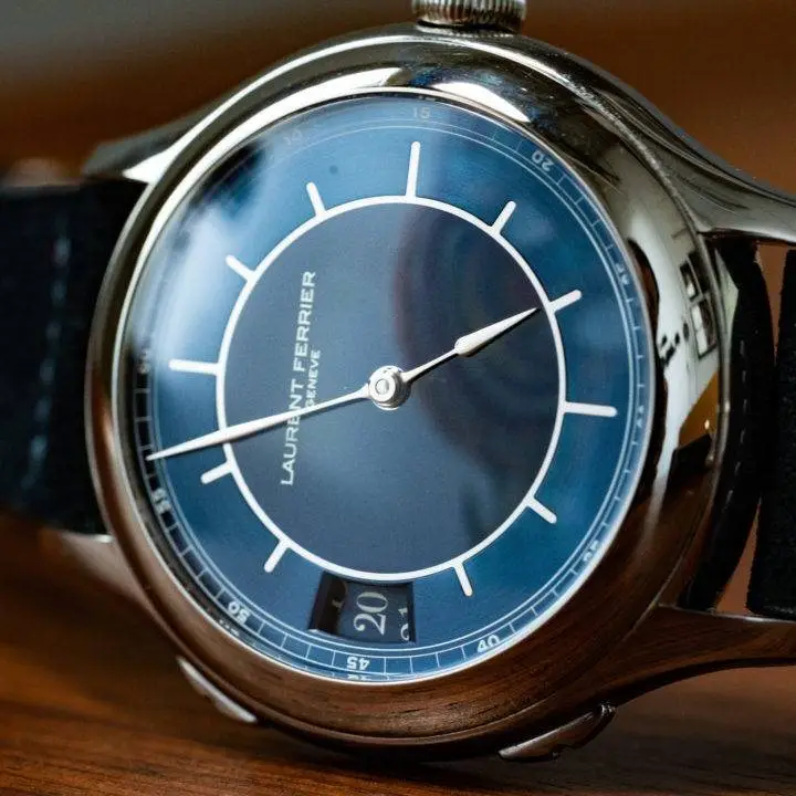 Laurent Ferrier Hodinkee Galet Traveller, photo 2