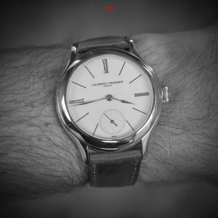 Laurent Ferrier Micro-Rotor Le Platinum Enamel, photo 1