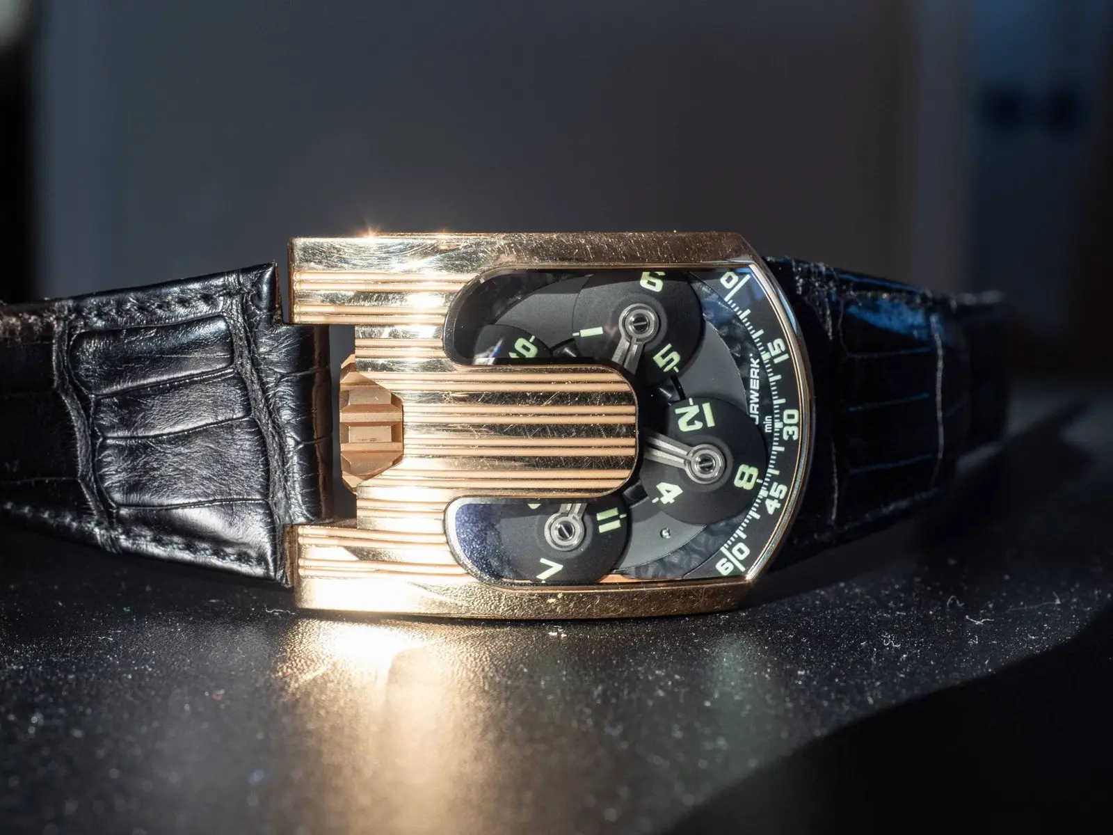 Urwerk 103.09 Rose Gold, photo 1